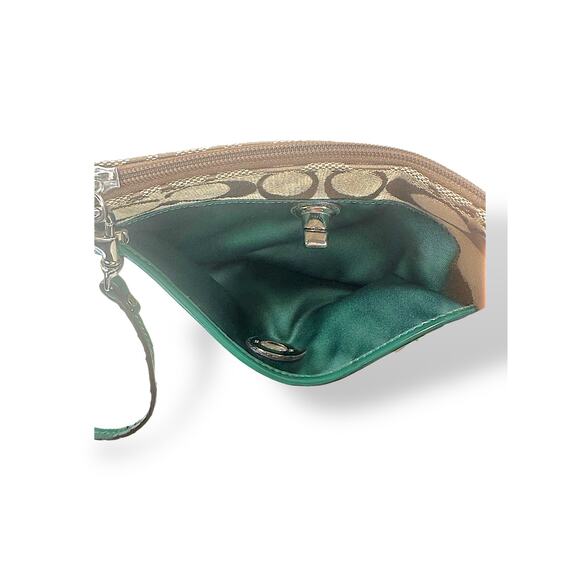 Coach Signature Khaki Green Trim Canvas Wristlet Purse Clutch Turnlock - Picture 6 of 9